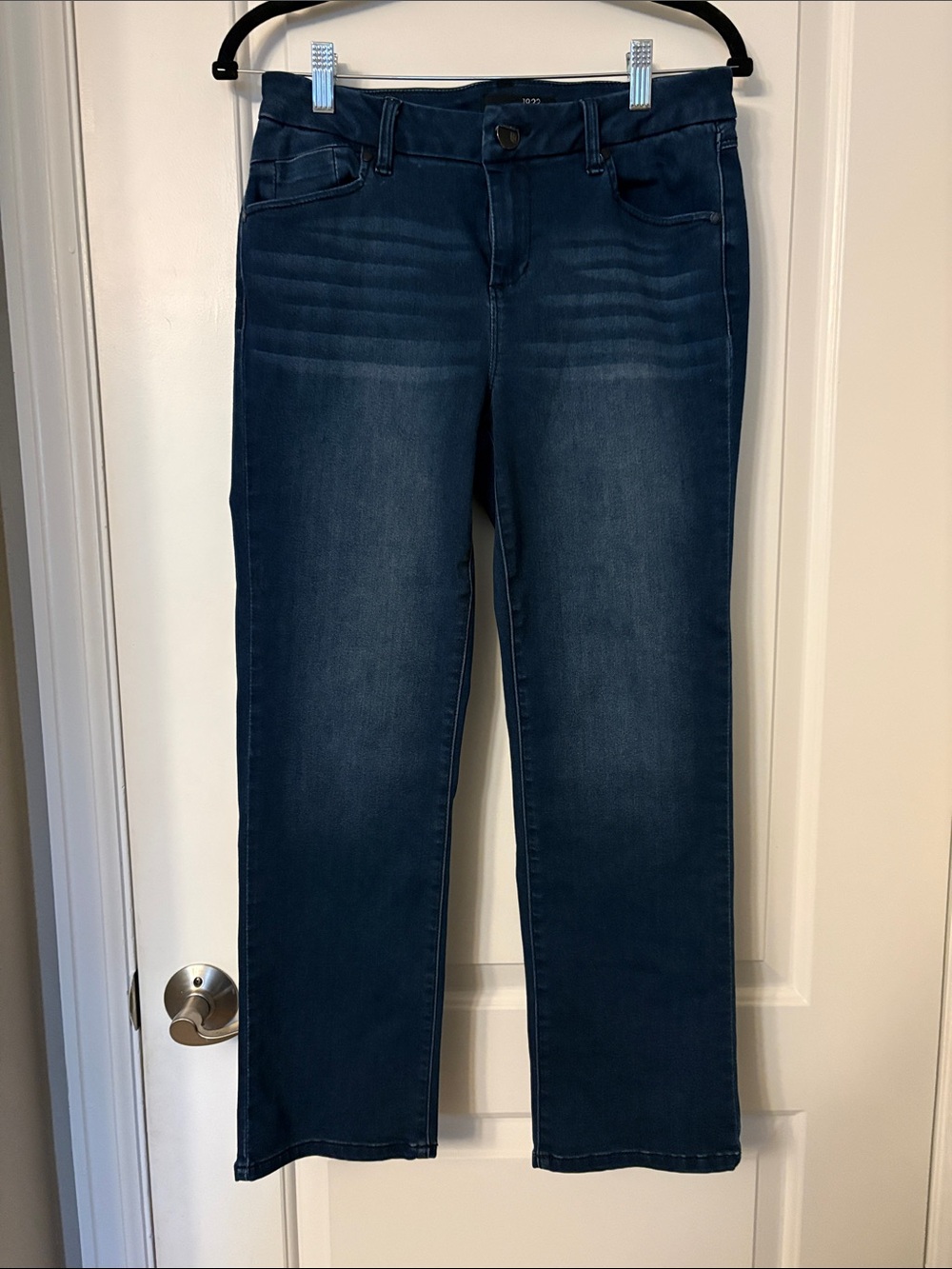 1822 Denim Women's Straight-Leg Jeans in Dark Blue